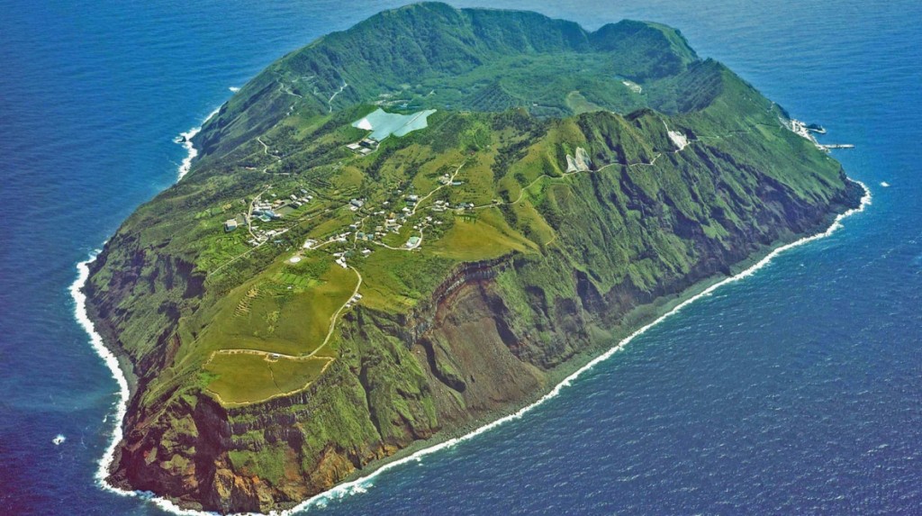 aogashima-island 4