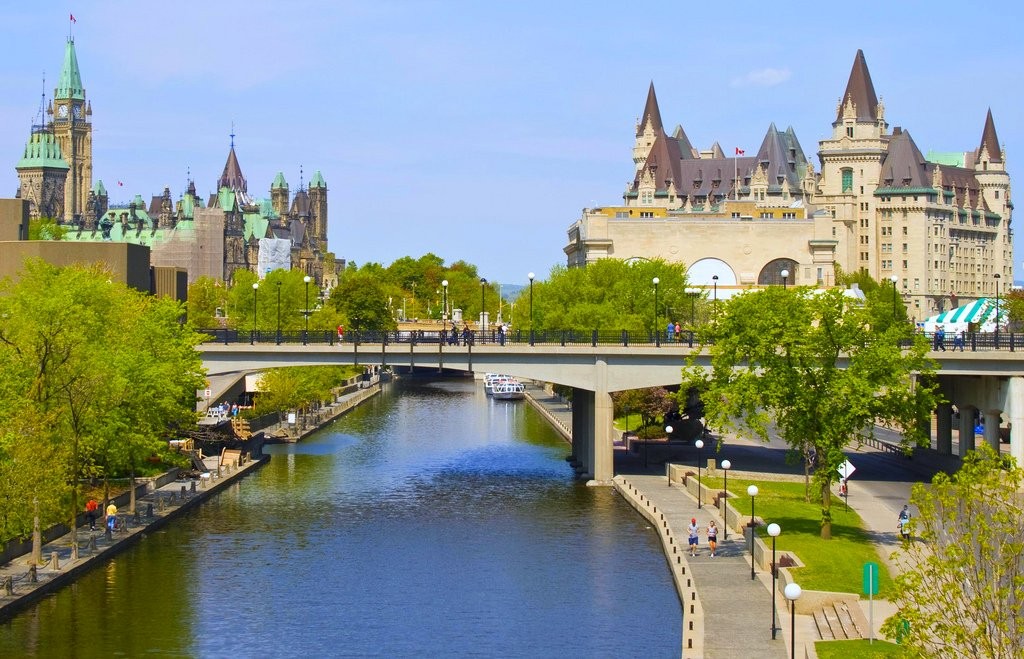 canada est 6